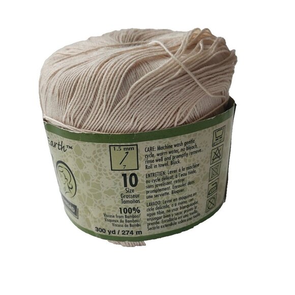 Aunt Lydias Crochet Thread Classic 10 Natural 300 Yds - Picture 2 of 5